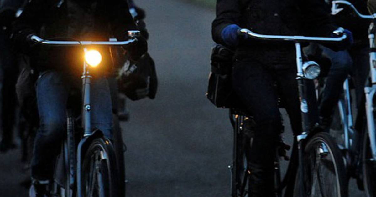 toekomst Zie insecten vervormen Meer boetes voor fietsen zonder licht | Binnenland | AD.nl
