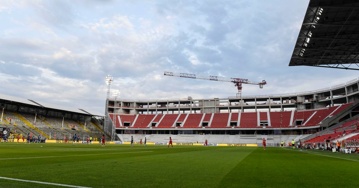 VIDEO. Royal Antwerp FC deelt prachtige timelapse van bouw nieuwe