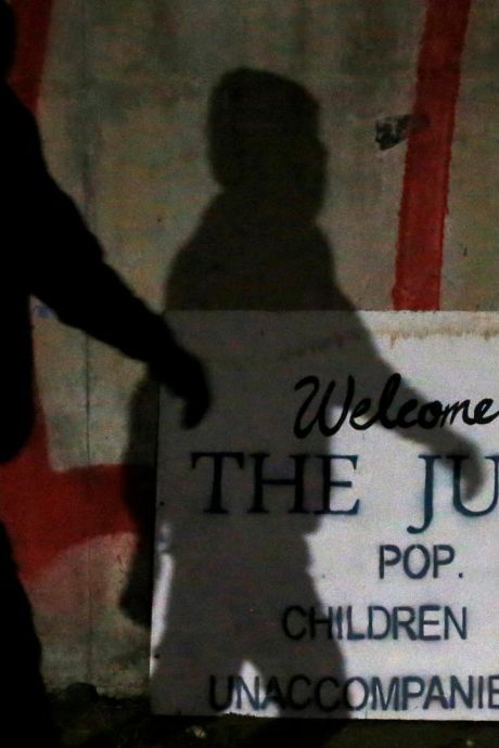 MSF dénonce une "sélection au faciès" des mineurs à Calais
