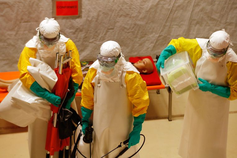 Artsen zonder Grenzen geeft training aan medisch personeel dat naar ebola-gebieden afreist. Beeld anp