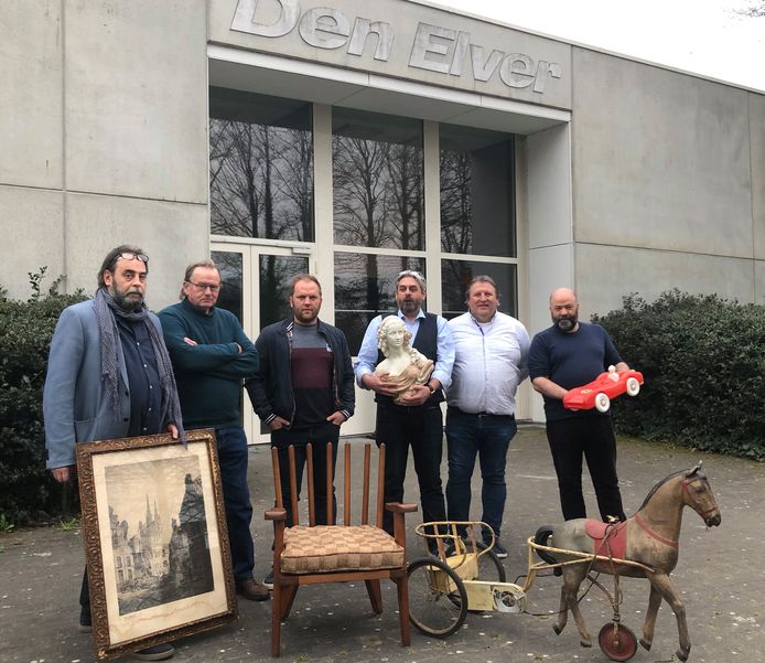 Op de foto:  Philippe Van Gheluwe, Gery Verhille, Dennis Logie, Diederik Vandenbilcke, Frankie Caulier  en Dominiek Vandendriessche.