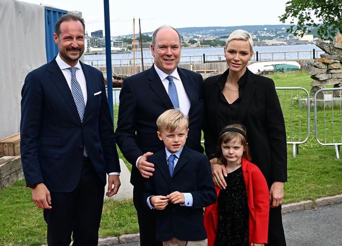Prins Albert en prinses Charlene zijn in Noorwegen.
