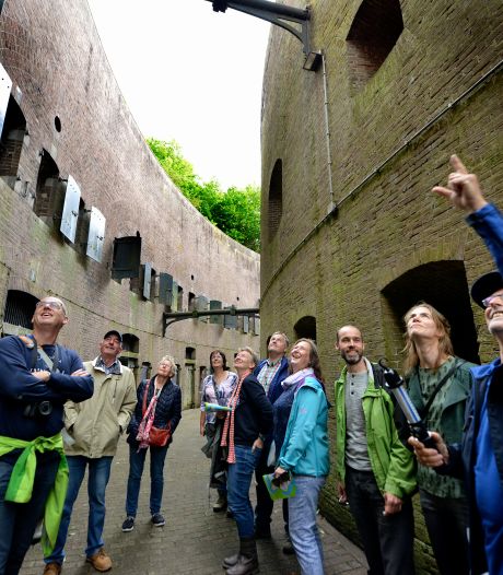 'Houten loopt veel te hard van stapel met miljoenenplan voor toerisme op fort Honswijk'