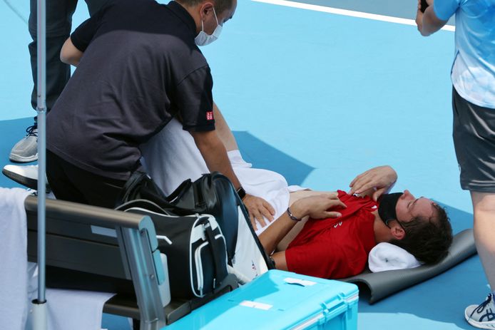 Daniil Medvedev had het zwaar tijdens zijn partij met Fabio Fognini.