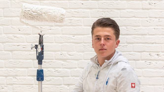 Dylan (17) is eigen baas en schildert 80 uur per week: ‘Vermoeiend? Soms. Je moet er wat voor over hebben’