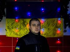 Des pompiers ukrainiens festoient dans un Bakhmout à feu et à sang: “Bonne année, les gars”