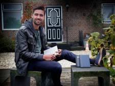 Hugo (28) houdt al acht jaar bij hoe gelukkig hij is: ‘Nooit gedacht het het hiertoe zou leiden’