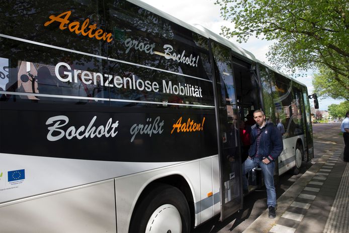De bus tussen Aalten en Bocholt gaat in april rijden. Foto Theo Kock