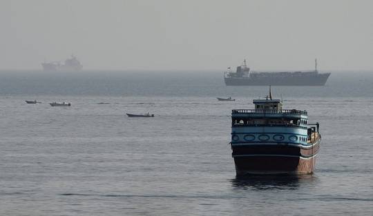 Iran en Oman bereiken akkoord over vaarroute in Straat van Hormuz, goudprijs schiet omhoog