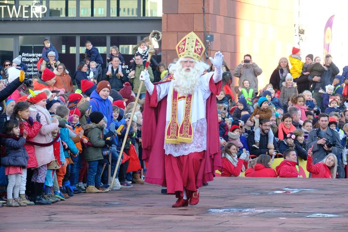 Bijdragen envelop Egoïsme Sinterklaas maakt blijde intrede in Antwerpen op 16 november | Antwerpen |  pzc.nl