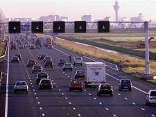Ben ik verplicht om op de spitsstrook te rijden?