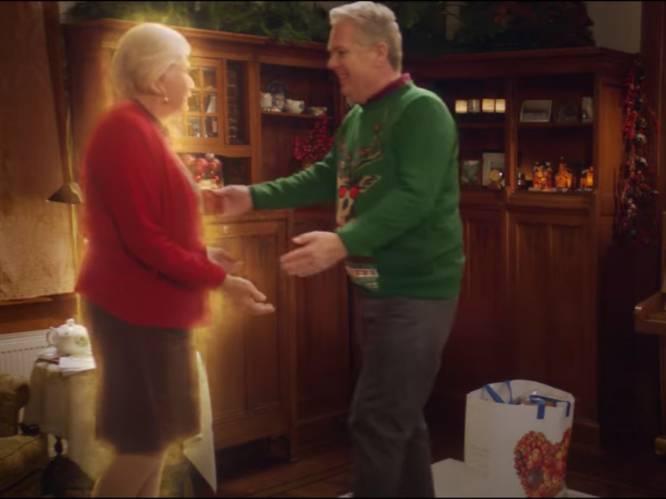 Sint heeft zijn hielen nog niet gelicht of supermarkten spelen in op kerst: commercials waren niet eerder zó vroeg