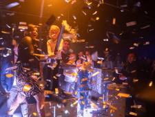 Champagne, dansende kinderen en opwinding bij openingsfeest megadiscotheek Dust! in Breskens