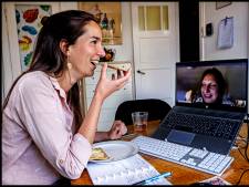 We missen onze collega's: met deze tips houd je toch nog gezellig contact