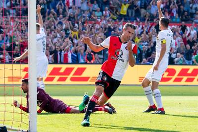 Van Persie noemt Oranje-rentree 'een heel moeilijk verhaal'