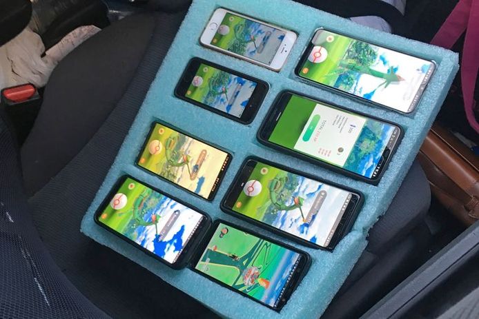 De smartphones in kwestie