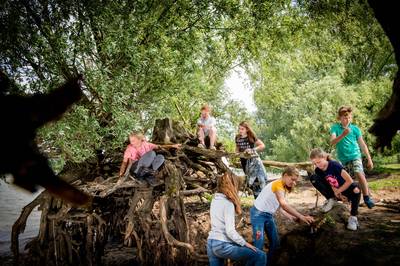 Tips voor een uitje in Nijmegen en omgeving: Op zoek naar bijzondere stenen en Vollenberg en van Rho