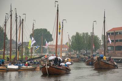 Harderwijk lokt historische schepen door havengeld kwijt te schelden: ‘Is blijk van waardering’