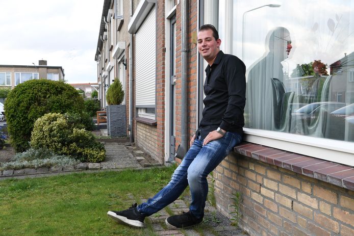 GOIRLE  Jan Stads / Pix4Profs. 
Serie volkszangers, Youri Broers