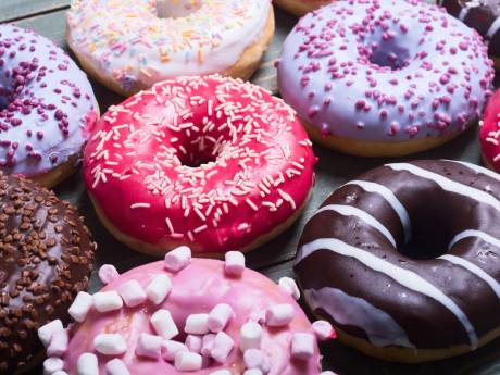 Het is donutdag: zo maak je ze makkelijk zelf