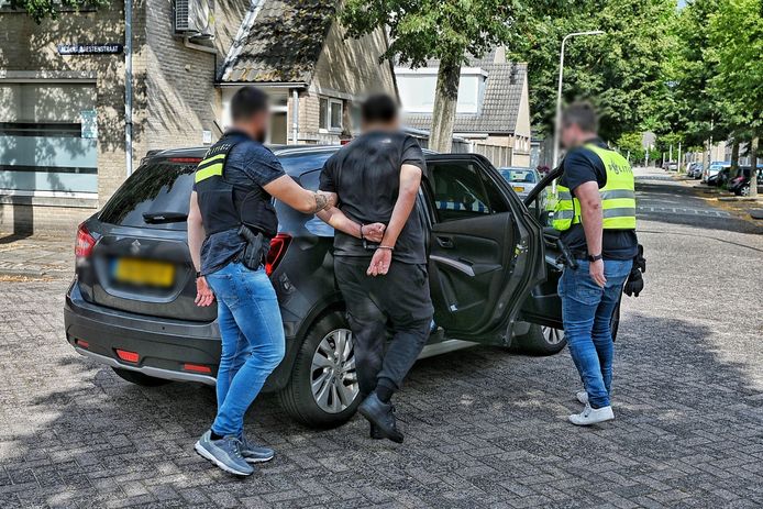 Politie houdt verdachte aan van steekpartij aan de IJskelderstraat in Tilburg.