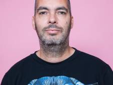qmusic dj s coveren blinding lights met alle foute antwoorden het geluid show ad nl