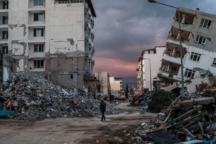 Vernielde gebouwen in de Turkse provincie Hatay na de zware aardbevingen van 6 februari.