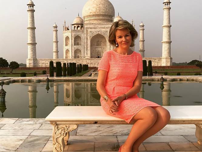 Filip maakt uniek kiekje van Mathilde aan Taj Mahal