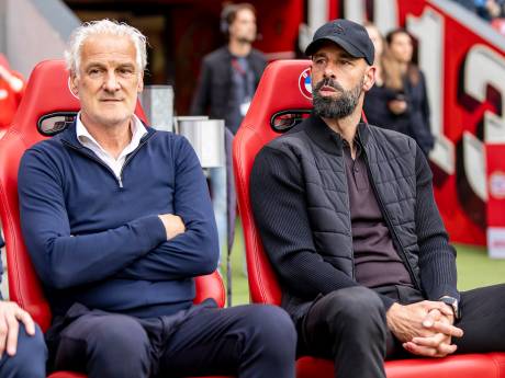 Ruud van Nistelrooij had slechts 5 minuten nodig om zijn vertrek bij PSV toe te lichten: ‘Zwaar shit’