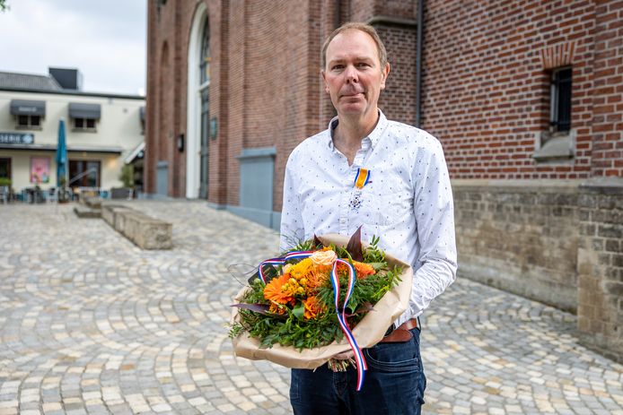 Martin Pieters uit Holten,  Ridder in de Orde van Oranje-Nassau.