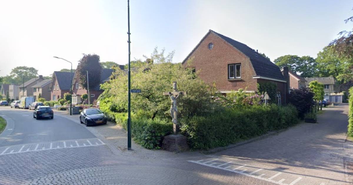 Jagerspad Sterksel nu afsluiten voor auto’s? ‘Dan wordt het drukker in de dorpskern’
