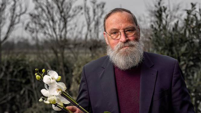 Toen jongetje (7) overleed, kocht Bertus schild en zwaard voor bij de kist: ‘Hij moest als ridder begraven worden’