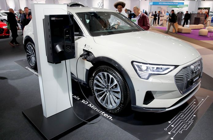 Het voordeel van alle aard bedraagt voor een Audi e-tron 199,29 euro per maand, terwijl dat voor een vergelijkbare Audi Q7 diesel 689,23 euro is.