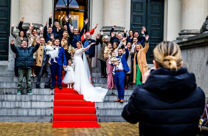 Een van de dertien huwelijken die dinsdagmiddag plaatsvond in Dordrecht