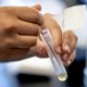 Nederland gaat meer testen, maar is dat niet veel te laat? Vijf vragen en antwoorden