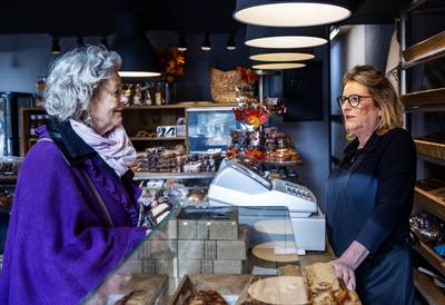 Kapotte vriezer lijkt doodsteek voor bakkerij Verhoeff in Utrecht, maar buurt grijpt in: ‘Hartverwar