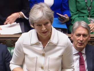 Theresa May roept verdeelde regering bijeen: “Brexit-akkoord nog steeds mogelijk”