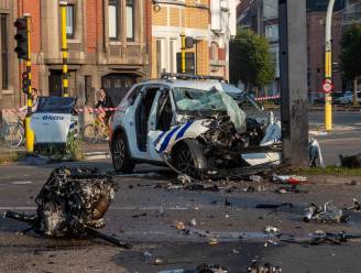 Twee agenten even in levensgevaar na zwaar ongeval met politiewagen op weg naar rellen in Gentse Overpoortstraat