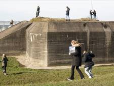 Leerlingen bedenken nieuwe toekomst voor bunkers in de achtertuin 