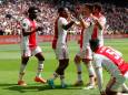 Ajax houdt hoop op voorronde Champions League na overtuigende zege op FC Utrecht en misstap PSV