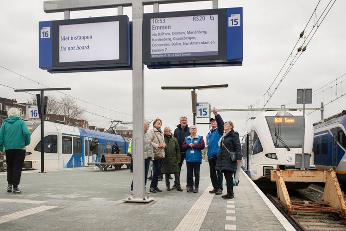 rijk vrijwilliger Absoluut Vragen over reizen met openbaar vervoer? Informatiebijeenkomst in  Bibliotheek Zutphen kan uitkomst bieden | Zutphen | destentor.nl