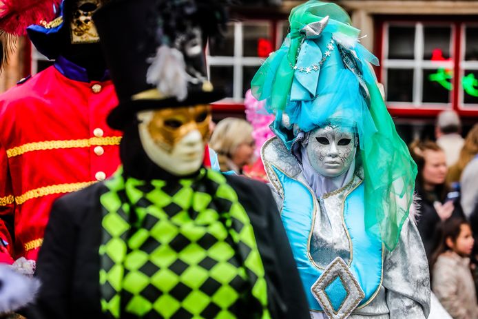 Costumés 2023 in Brugge.