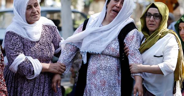Erdogan Aanslag Bruiloft Turkije Gepleegd Door Kind Buitenland