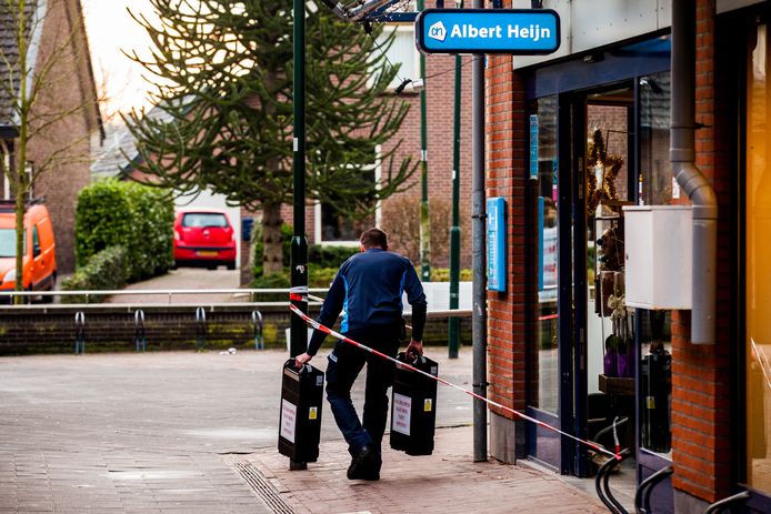Ook in Leersum werd bij Albert Heijn een poging gedaan om een plofkraak te plegen op een betaalautomaat in de winkel, eind december 2017.