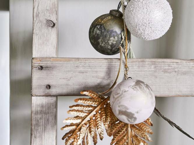 Knutsel je klaar voor de kerstmaand: 9 tips om je oude kerstballen nieuw leven in te blazen
