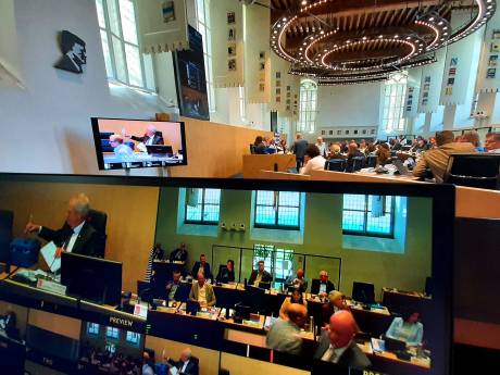Zeeuwse Statenleden helpen bevriende partijen; D66'er stemt VVD,  ChristenUnie kiest SGP
