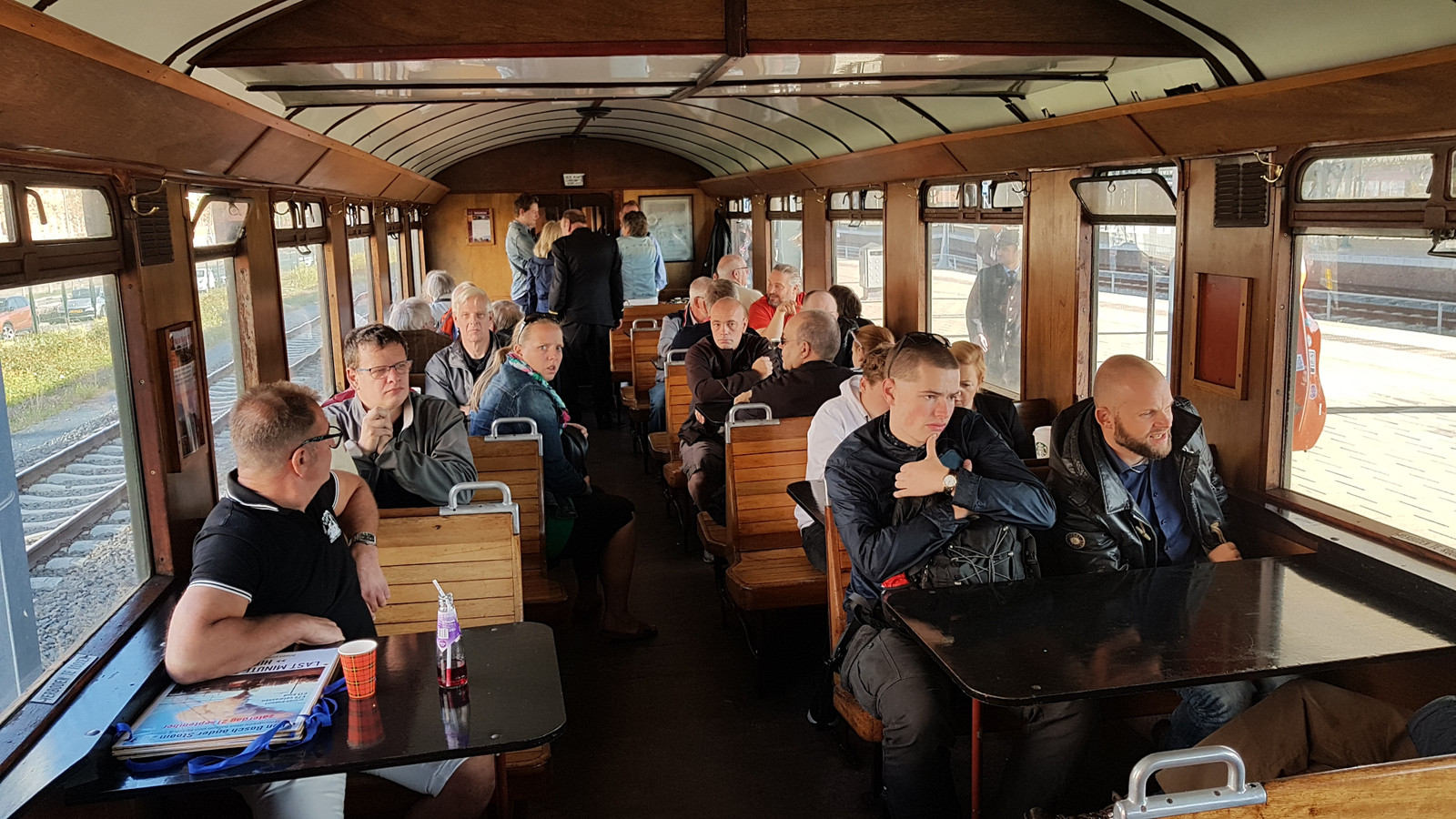 Duizenden mensen weer op stoom voor historische locs tussen Den Bosch ...