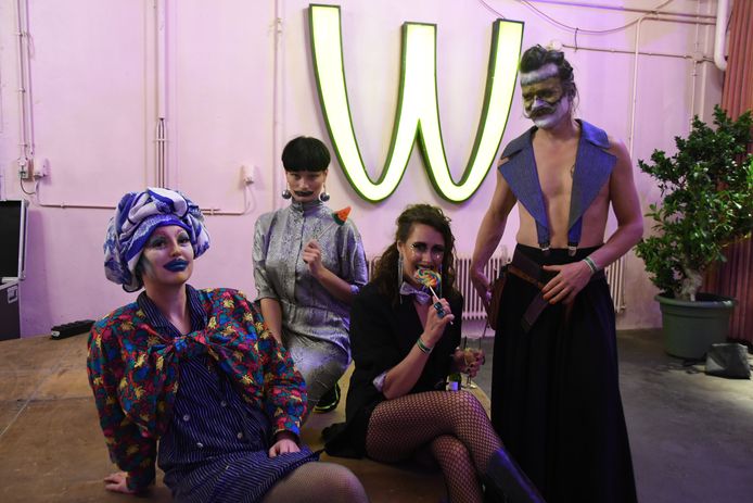 Enkele deelnemers aan de Drag Up in het Werkwarenhuis