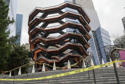 Vierde zelfmoord in anderhalf jaar tijd: futuristische trappentoren in New York sluit mogelijk definitief de deuren