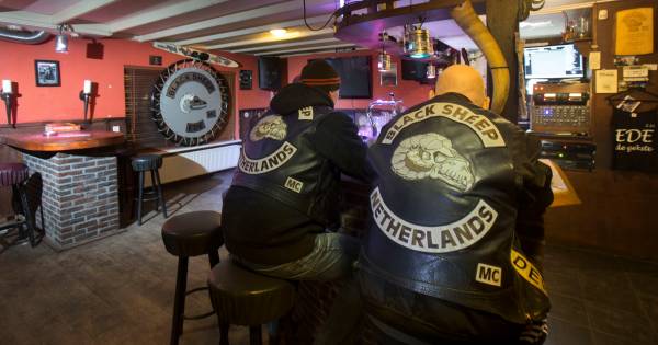 Kandidaat-raadslid PVV weg door banden met omstreden motorclub - AD.nl
